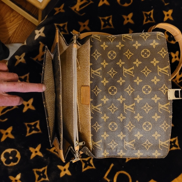 Vintage Louis Vuitton Satchel/Cross body bag - Picture 4 of 5